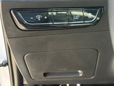 Used 2023 Kia Niro EX Touring FWD image 25