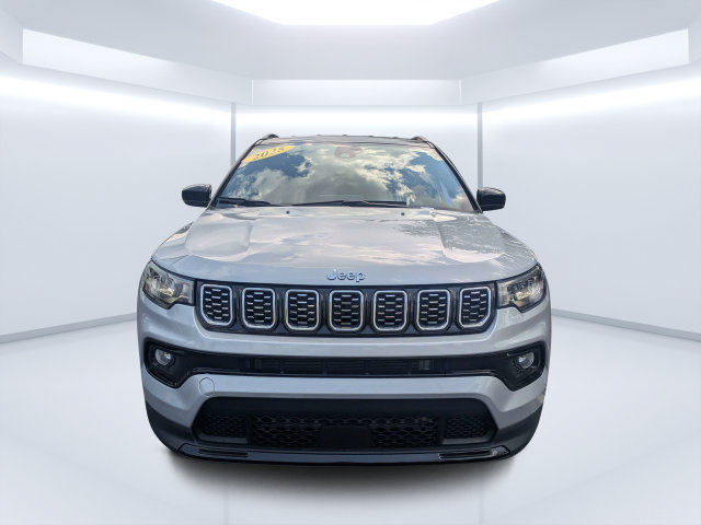 Used 2025 Jeep Compass Limited AWD/4WD image 8