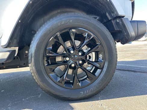 Used 2021 Jeep Wrangler Unlimited Sahara w/ Cold Weather Group image 20