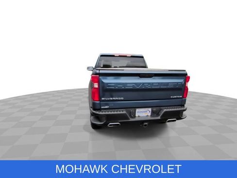 Used 2019 Chevrolet Silverado 1500 Custom Trail Boss w/ Custom Convenience Package AWD/4WD image 8