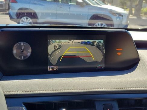 Used 2019 Lexus UX 200 200 Luxury image 28