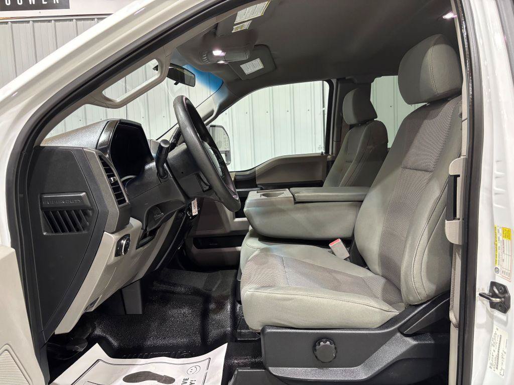 Used 2017 Ford F250 XL w/ Power Equipment Group AWD/4WD image 11
