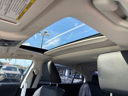 Used 2023 Lexus ES 350 w/ Accessory Package (Z2) image 20