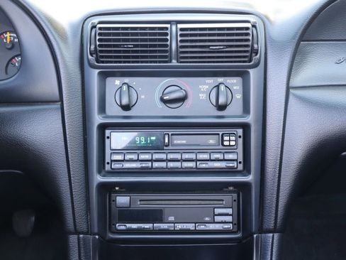 Used 1998 Ford Mustang GT image 31