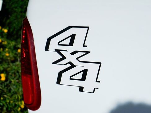 Used 2015 Ford F250 XL w/ Camper Package image 43