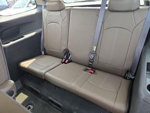Used 2013 GMC Acadia SLT FWD image 12