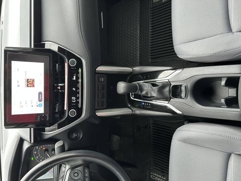 Used 2025 Toyota Corolla Cross AWD Hybrid image 28