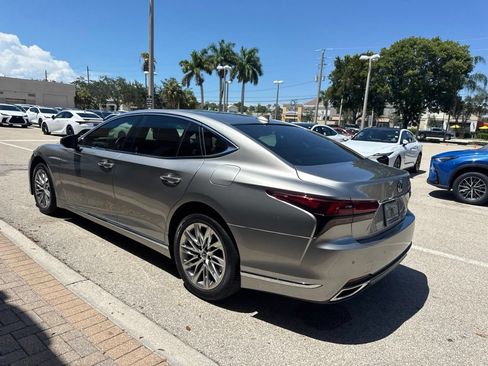Used 2022 Lexus LS 500 AWD w/ Interior Upgrade Package image 9