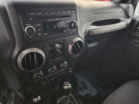 Used 2017 Jeep Wrangler Unlimited Sport w/ Quick Order Package 24S image 15