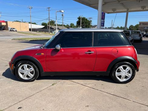 Used 2006 MINI Cooper Hardtop FWD image 4