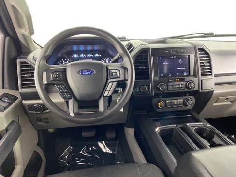 Used 2019 Ford F150 XL w/ Equipment Group 101A Mid AWD/4WD image 18