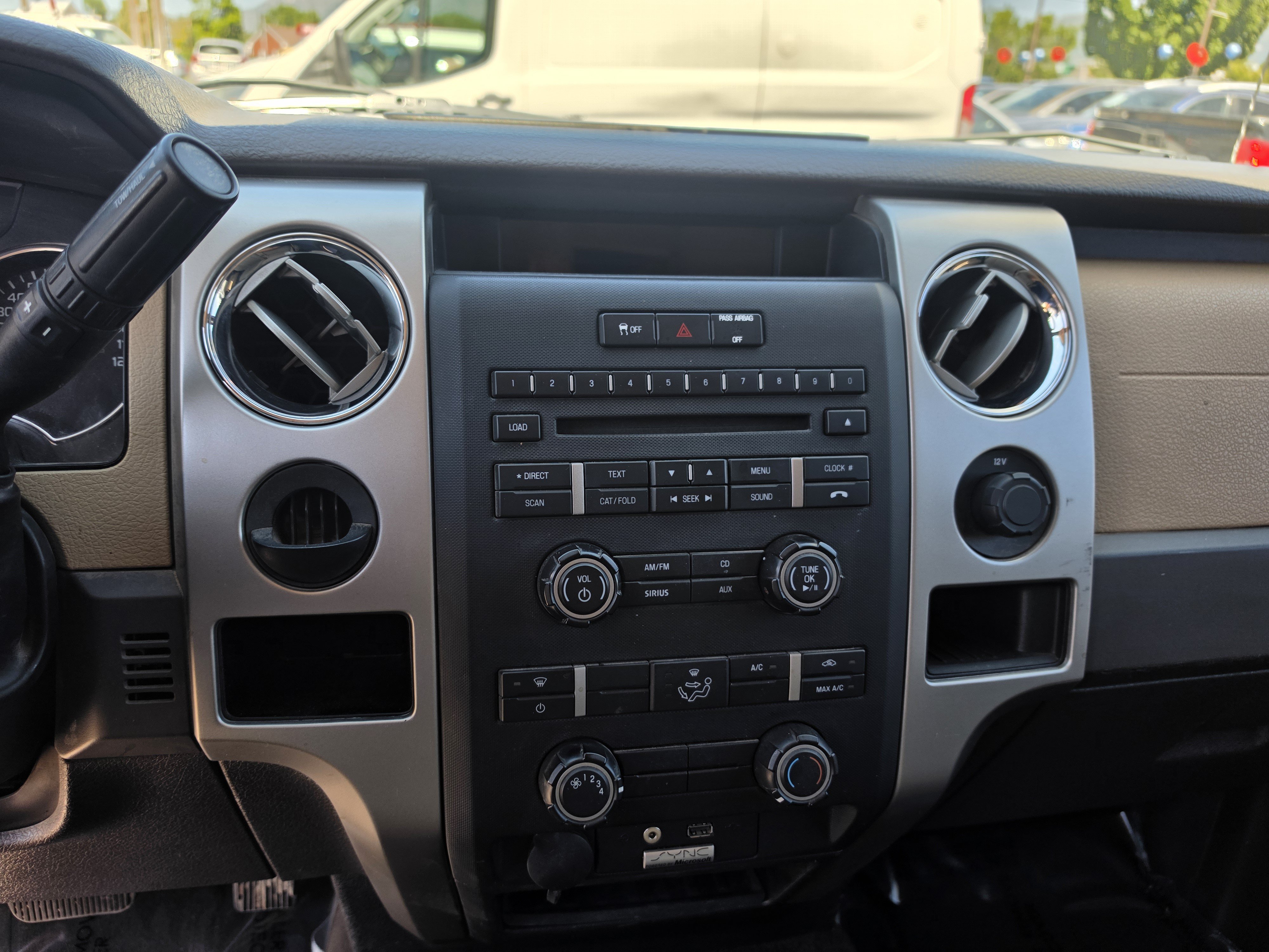Used 2014 Ford F150 XLT w/ Trailer Tow Package RWD image 16