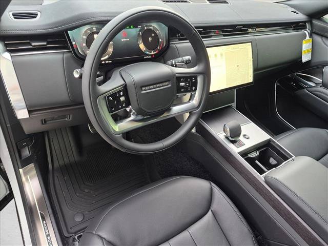 New 2026 Land Rover Range Rover SE AWD/4WD image 3