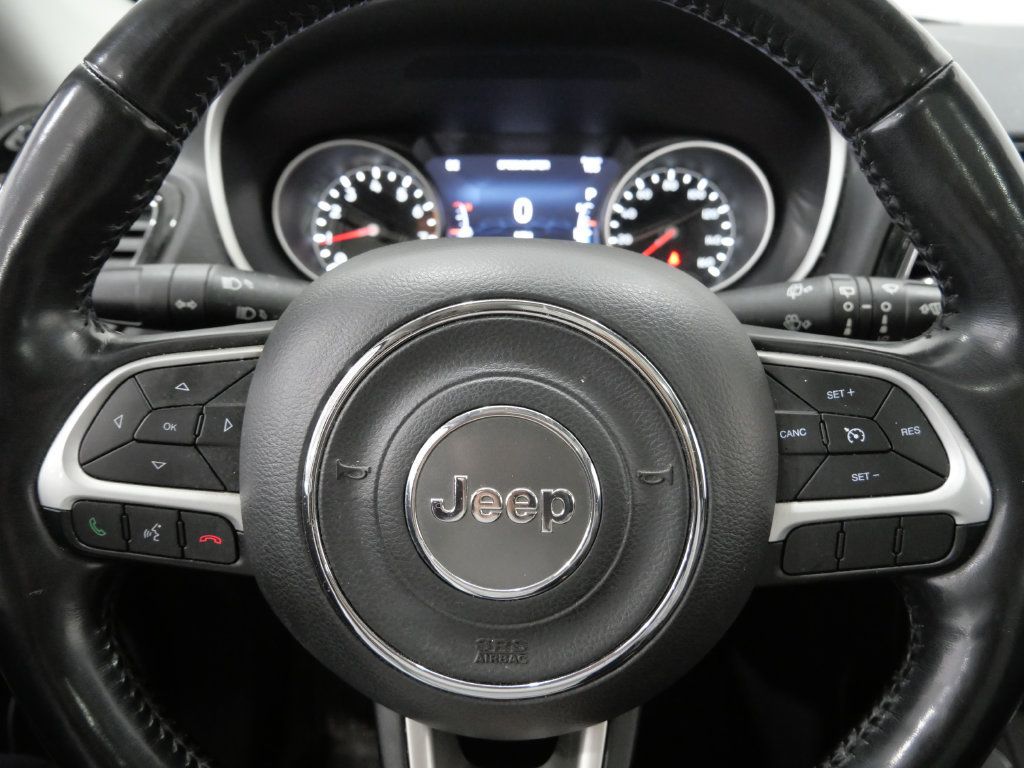Used 2021 Jeep Compass Latitude w/ Sun and Sound Group AWD/4WD image 16