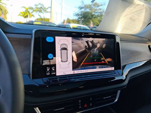 New 2026 Volkswagen Atlas SE FWD image 10
