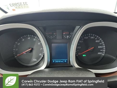Used 2017 Chevrolet Equinox Premier w/ Enhanced Convenience Package AWD/4WD image 7