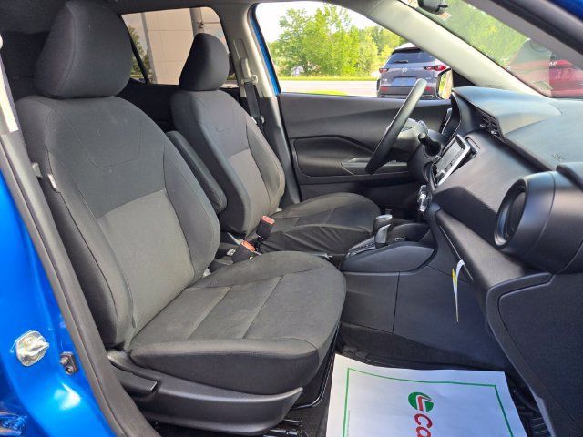 Used 2025 Nissan Kicks Play S FWD image 20