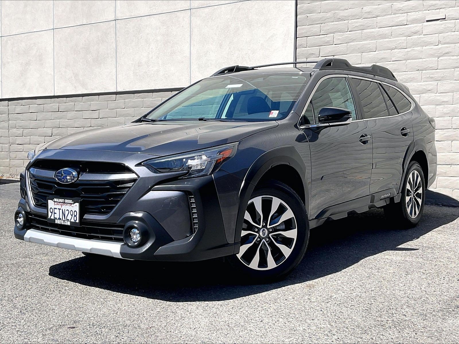 Used 2023 Subaru Outback Limited XT AWD/4WD image 12