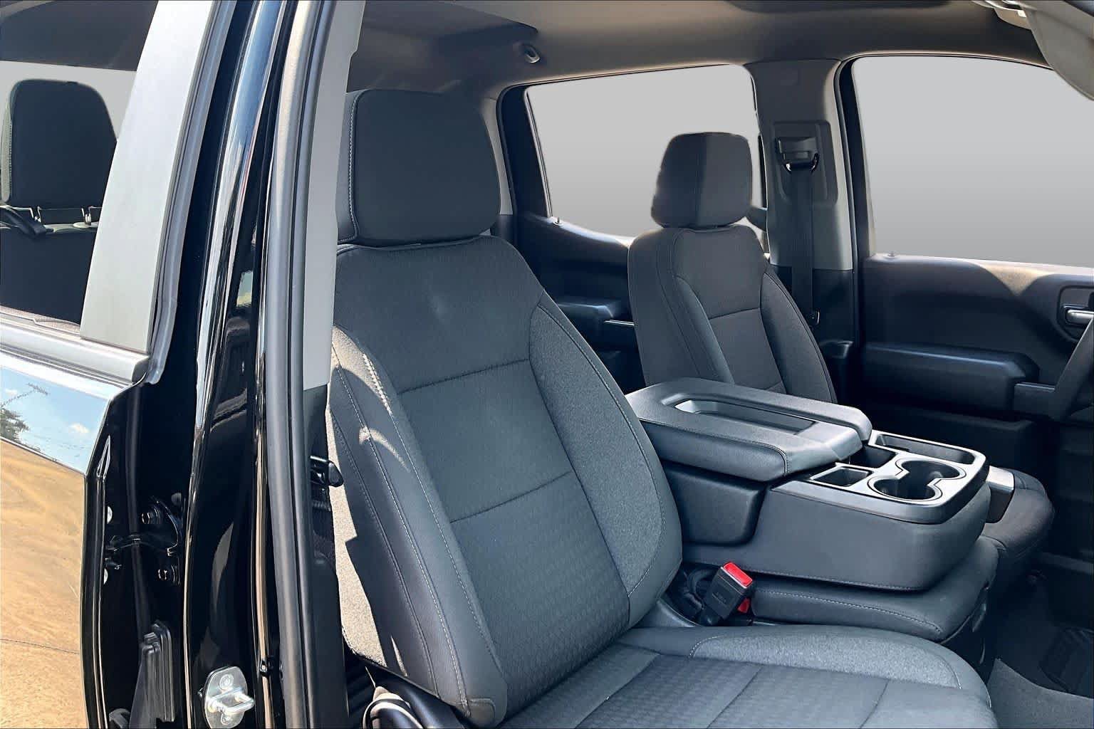 Used 2024 Chevrolet Silverado 1500 Custom RWD image 8