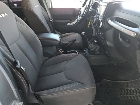 Used 2013 Jeep Wrangler Unlimited Sahara w/ Dual Top Group image 26