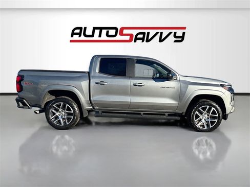 Used 2023 Chevrolet Colorado Z71 w/ Z71 Convenience Package 2 image 8