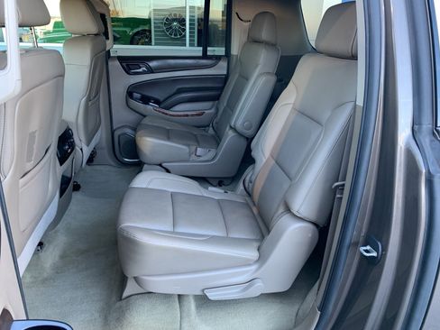 Used 2016 Chevrolet Suburban LTZ image 13