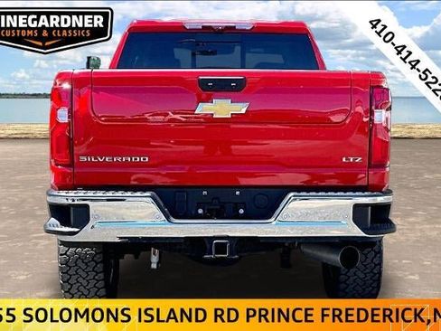 Used 2024 Chevrolet Silverado 3500 LTZ w/ LTZ Premium Package AWD/4WD image 5
