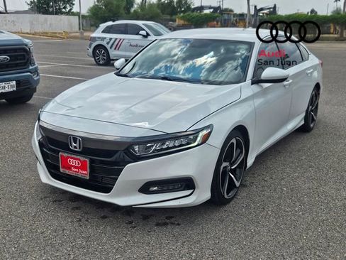 Used 2018 Honda Accord Sport image 3