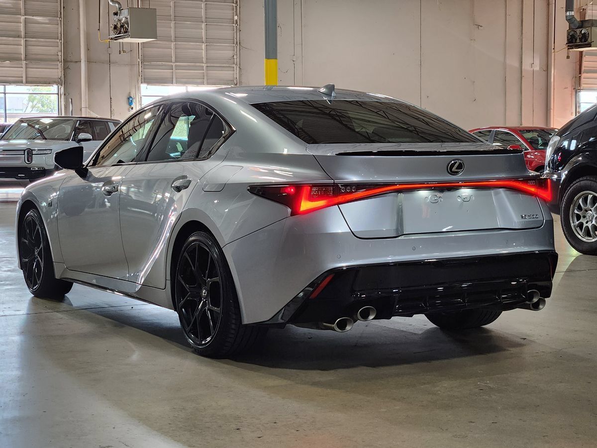 Used 2025 Lexus IS 500 w/ Accessory Package 2 RWD image 11