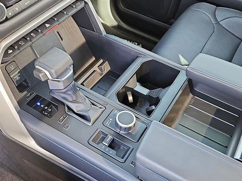 Used 2025 Toyota Tundra Platinum image 20