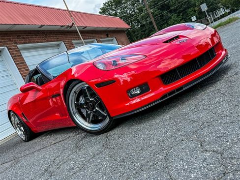 Used 2013 Chevrolet Corvette Grand Sport RWD image 34