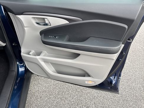 Used 2023 Honda Ridgeline RTL-E image 11