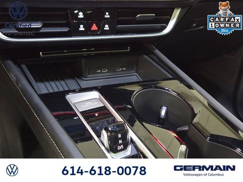 Certified 2025 Volkswagen Atlas Cross Sport SEL Premium R-Line AWD/4WD image 24