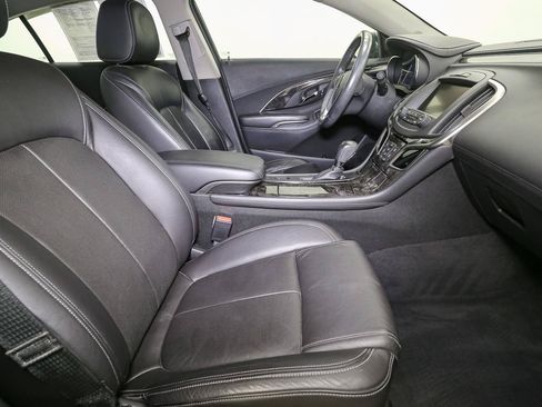 Used 2015 Buick LaCrosse Premium w/ Driver Confidence Package #1 AWD/4WD image 18