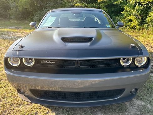 Used 2017 Dodge Challenger R/T w/ Quick Order Package 28P T/A RWD image 4