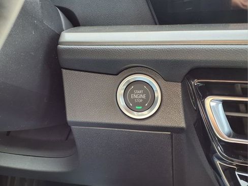 New 2026 Chevrolet Traverse LT w/ Driver Confidence Package image 15