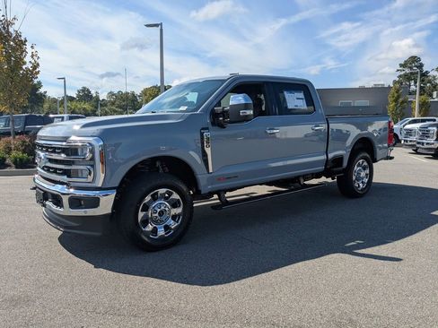 New 2026 Ford F350 King Ranch w/ Chrome Package image 15