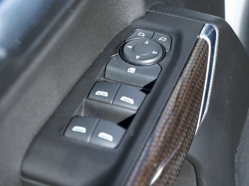 Used 2021 Chevrolet Silverado 1500 RST image 15