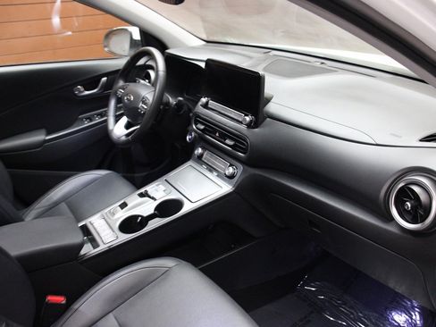 Used 2023 Hyundai Kona Limited w/ Cargo Package image 22