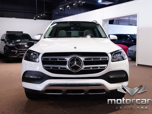 Used 2021 Mercedes-Benz GLS 450 4MATIC image 2
