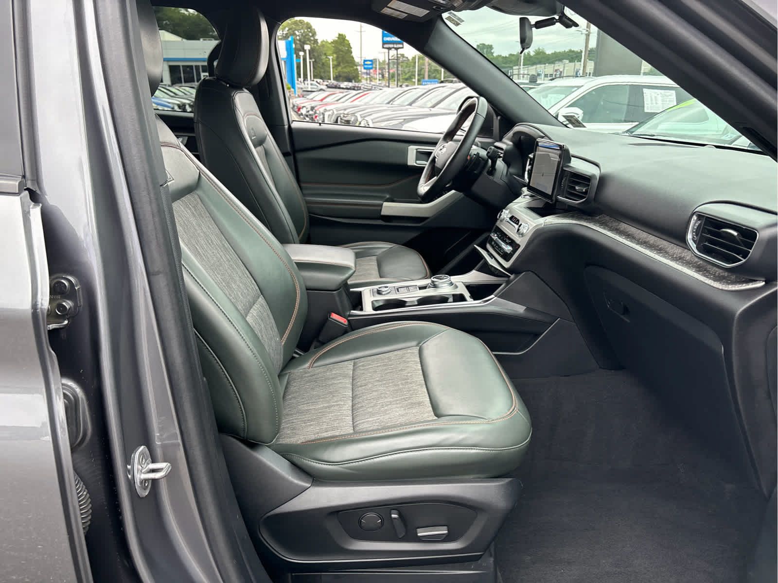 Used 2022 Ford Explorer Timberline AWD/4WD image 23