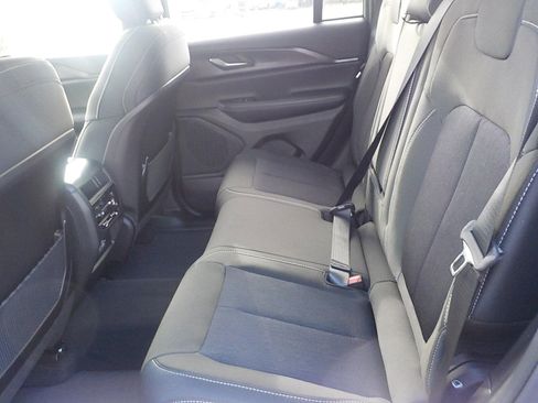 New 2025 Jeep Grand Cherokee 4WD image 12