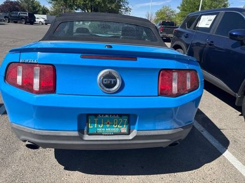 Used 2010 Ford Mustang GT RWD image 23