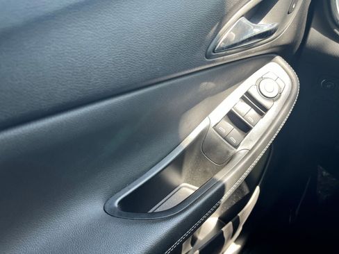 Used 2025 Buick Encore GX Preferred image 18