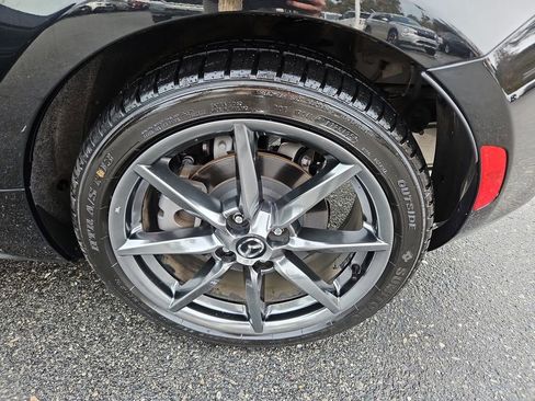 Used 2017 MAZDA MX-5 Miata Grand Touring image 32