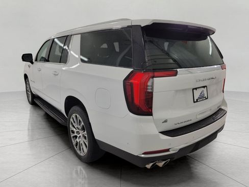 Used 2025 GMC Yukon XL Denali AWD/4WD image 19