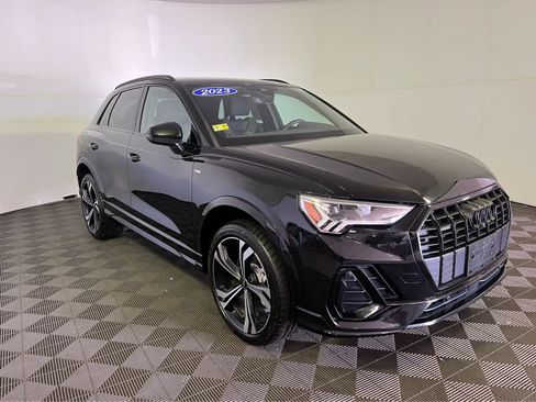 Used 2023 Audi Q3 2.0T Premium Plus w/ Premium Plus Package AWD/4WD image 1