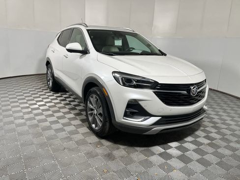 Used 2023 Buick Encore GX Essence w/ Advanced Technology Package FWD image 2