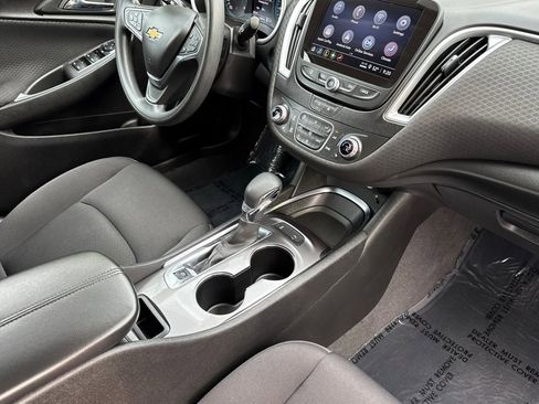 Used 2024 Chevrolet Malibu LT image 12