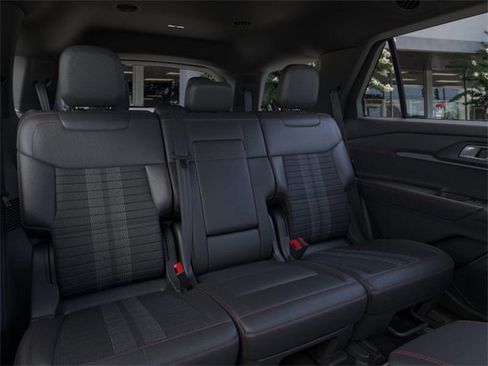 New 2026 Ford Explorer ST-Line w/ ST-Line Street Pack image 11